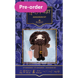 Verpakking van het DMC haakpakket Hagrid amigurumi 16 cm